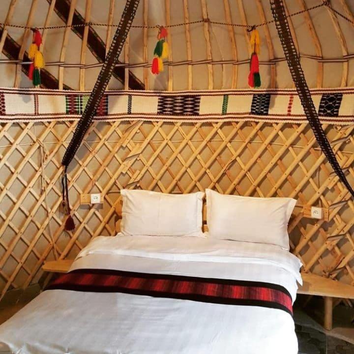 Boutigue Hotel Nebesa Chimgan Buitenkant foto