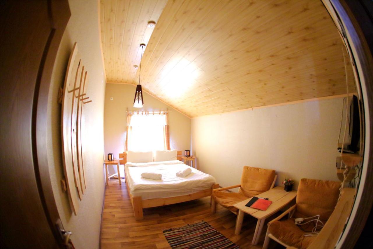 Boutigue Hotel Nebesa Chimgan Buitenkant foto