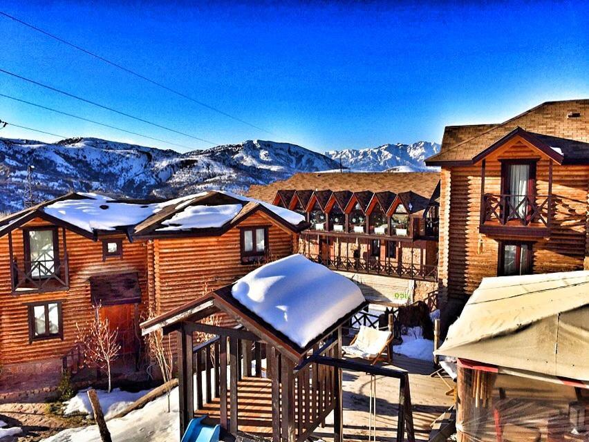 Boutigue Hotel Nebesa Chimgan Buitenkant foto